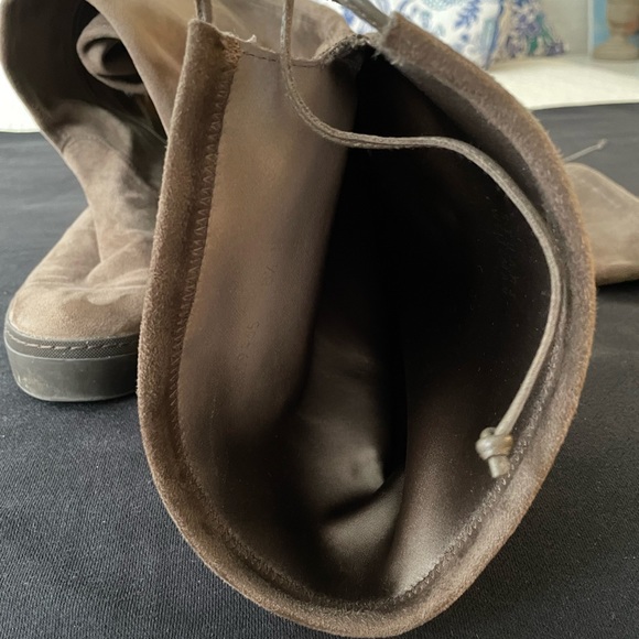 Stuart Weitzman Brown Stretch Suede Over The Knee Boots - Picture 7 of 12